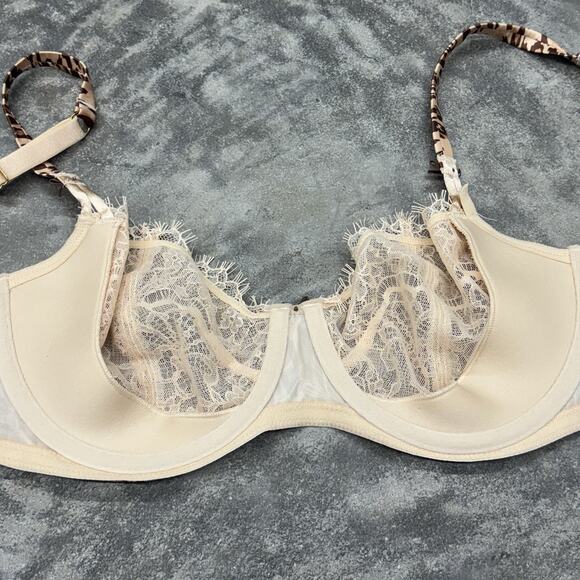 Victoria Secret VS Dream Angels 38B Lightly Padded Uplift Bra Animal Print Lace - Picture 8 of 14